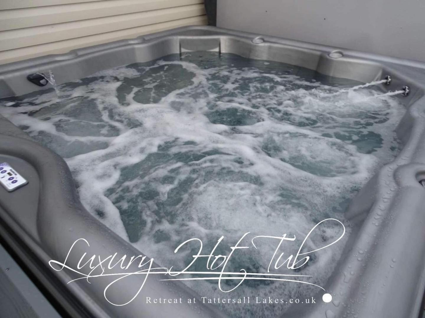 Luxury Hot Tub Retreat Villa Tattershall Exterior foto